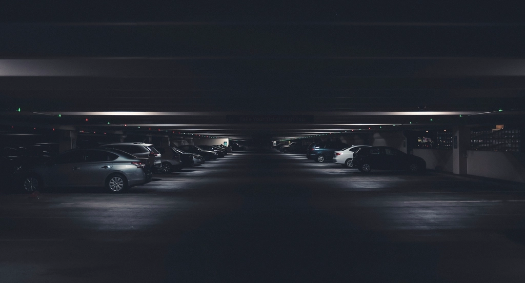 Pavimento de parque de estacionamento — fotografia 3
